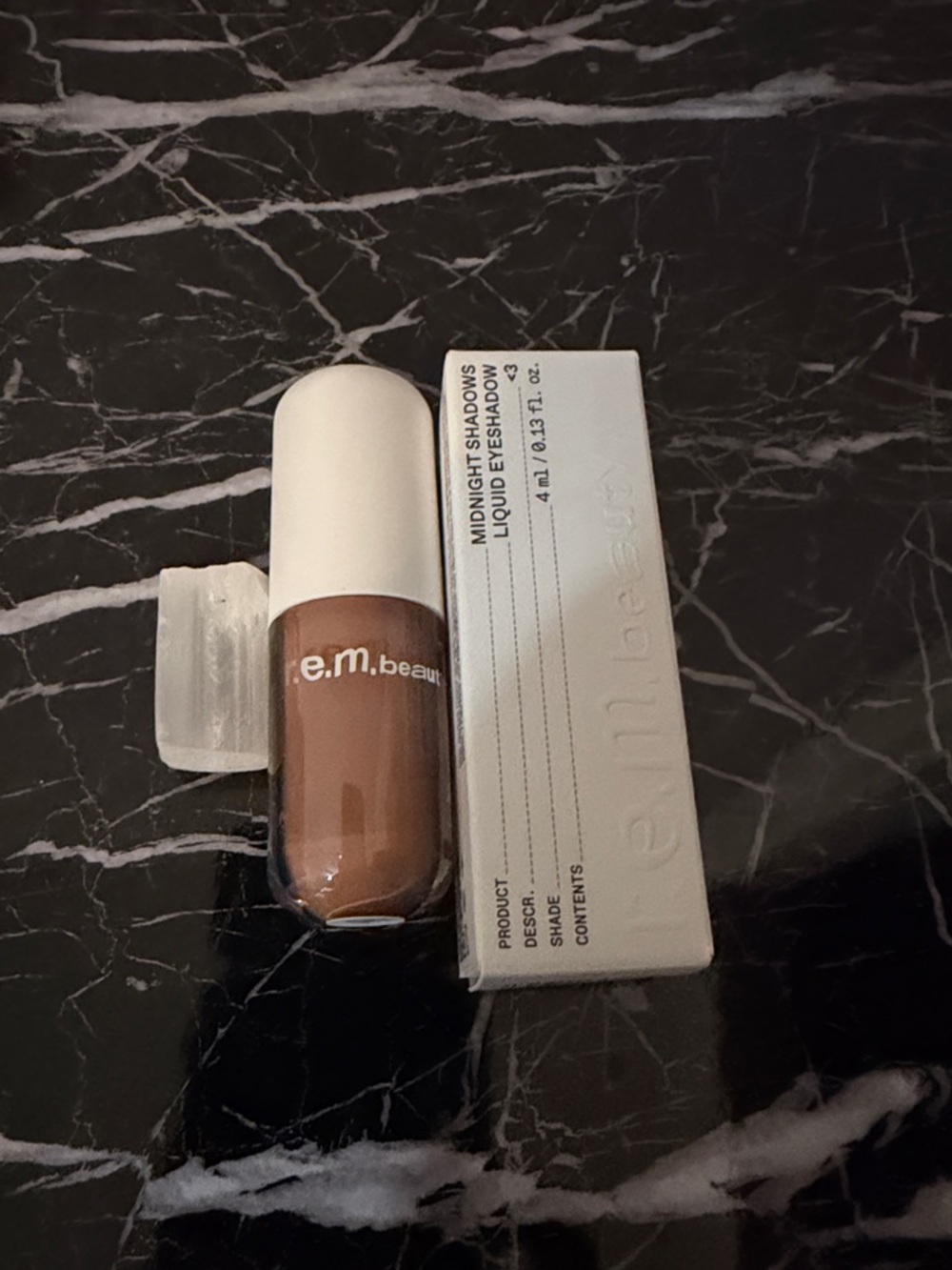 r.e.m. beauty Midnight Liquid Shadow Matte <3